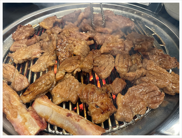흥부골왕갈비 이미지