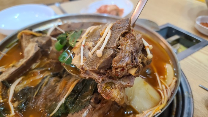 맛나감자탕 이미지