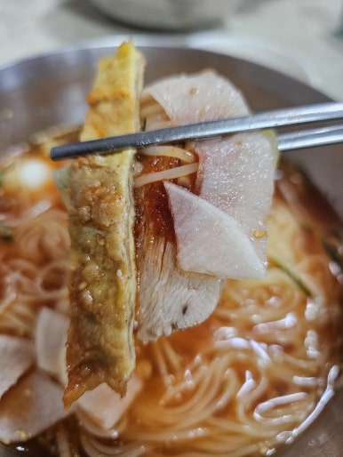 부전밀면 이미지