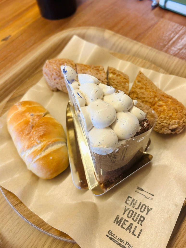 더로스터스커피랩 이미지