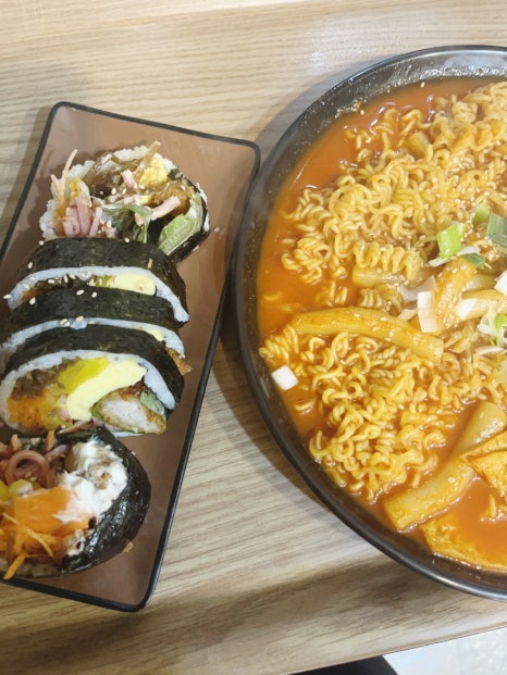 진짜맛있는김밥 이미지