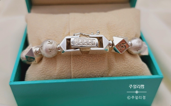 염주짱 이미지