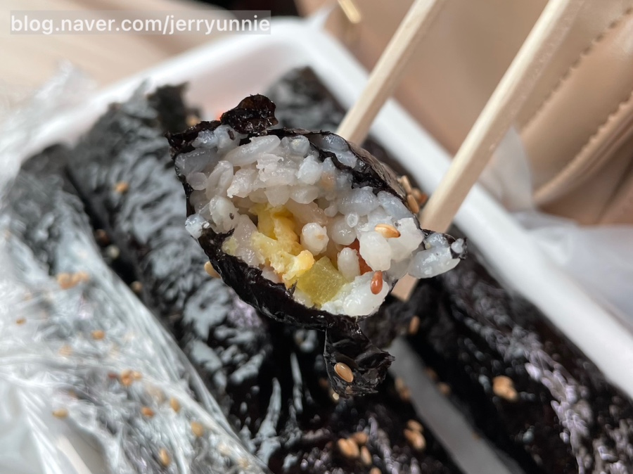 삼색꼬맹이김밥 이미지