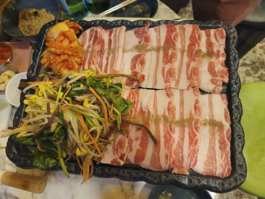 익선동냉삼집 미미네 이미지
