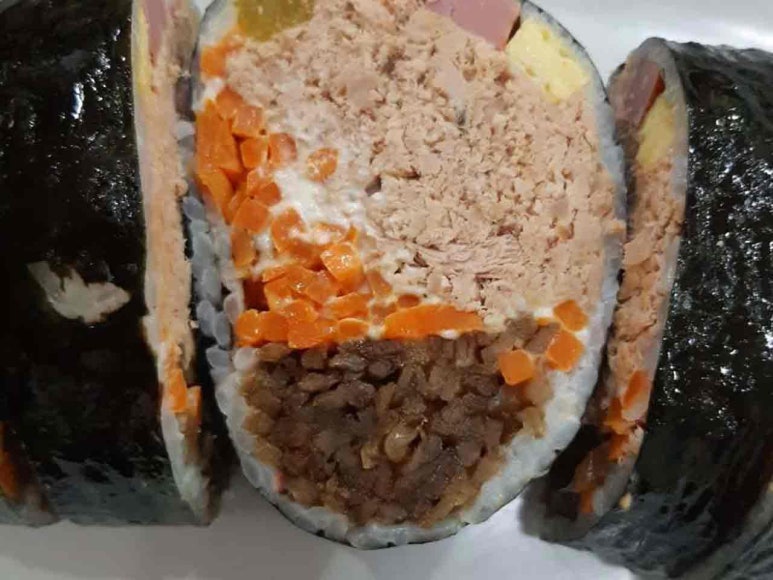 뚱뚱이김밥 이미지
