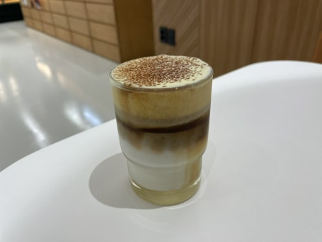 댄싱컵 창원유토피아골프아카데미점 이미지