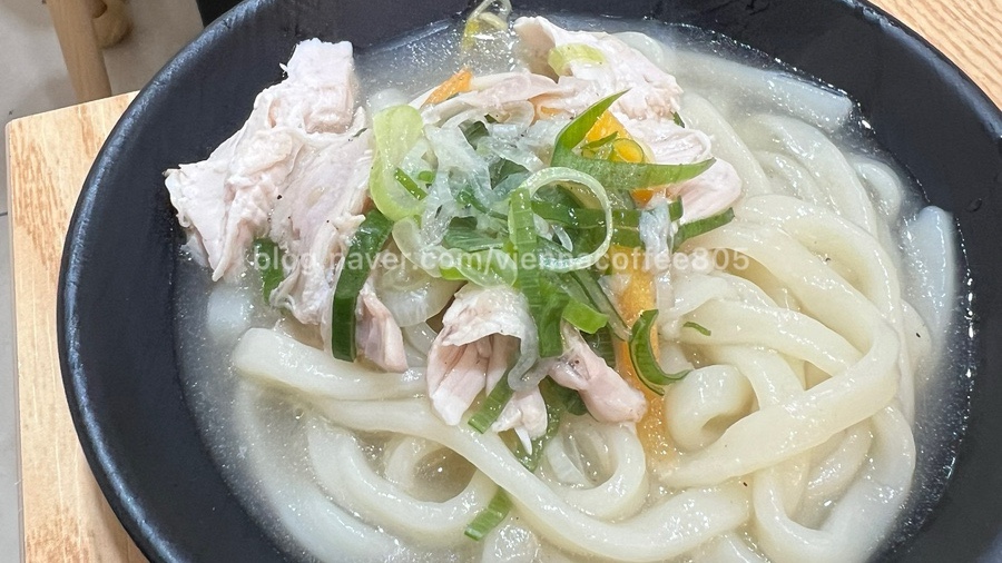 수정닭반마리칼국수 이미지