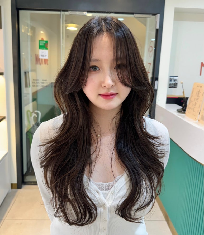 무트나인 이미지