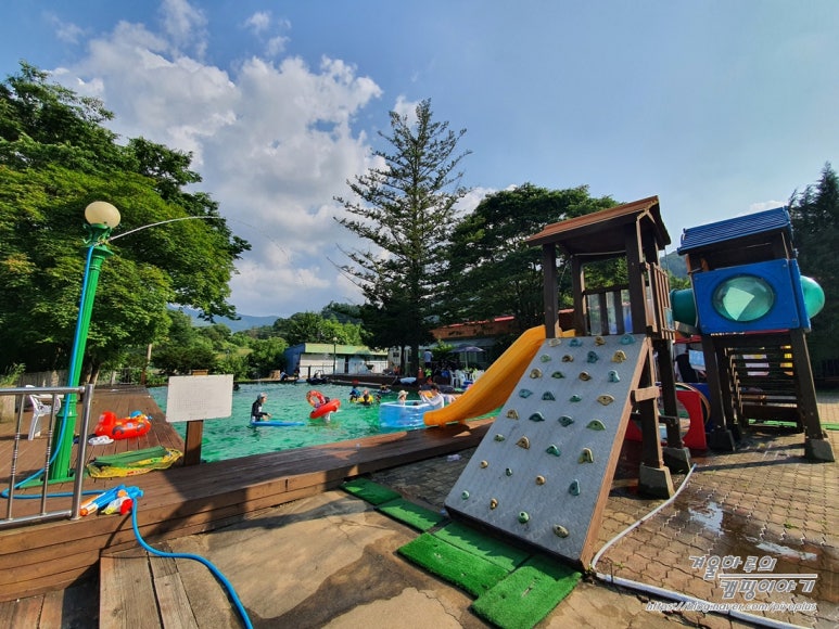 반딧불자연캠핑장 이미지