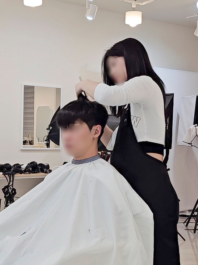 커트앤모어헤어커트학원 이미지
