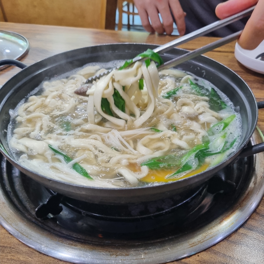 동원 손 칼국수 이미지
