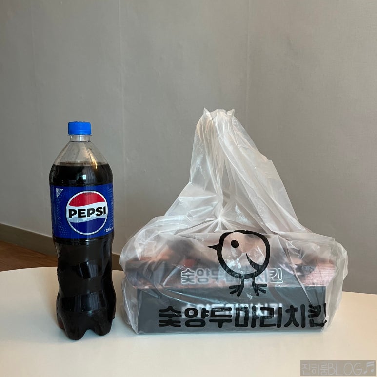 숯양두마리치킨 이미지