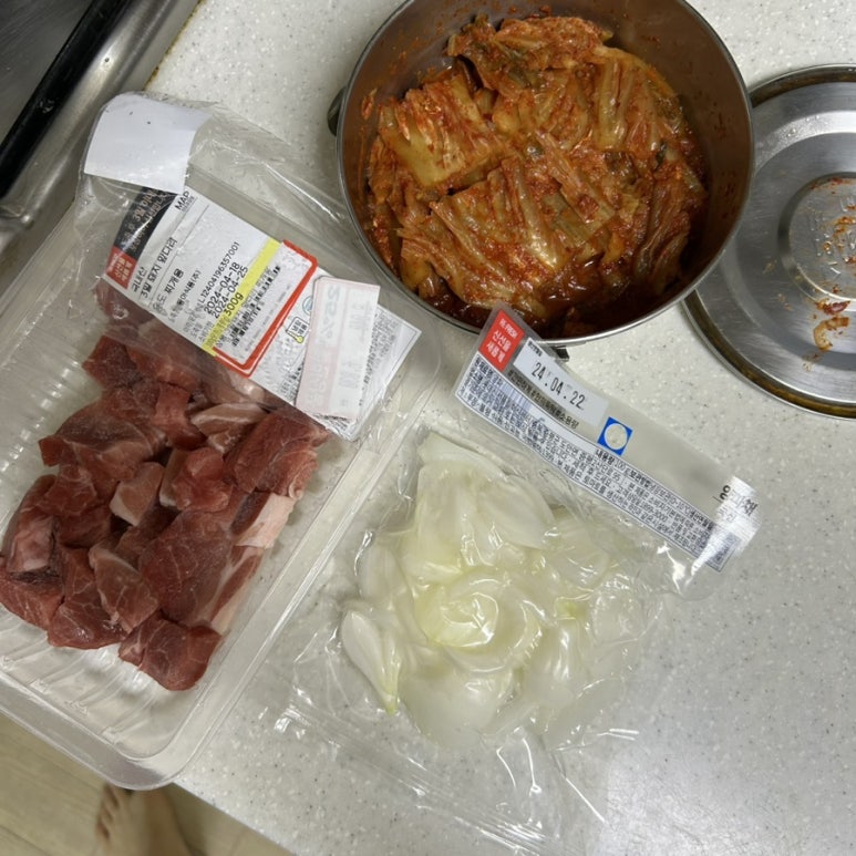 고기왕창김치찌개&제육볶음 이미지