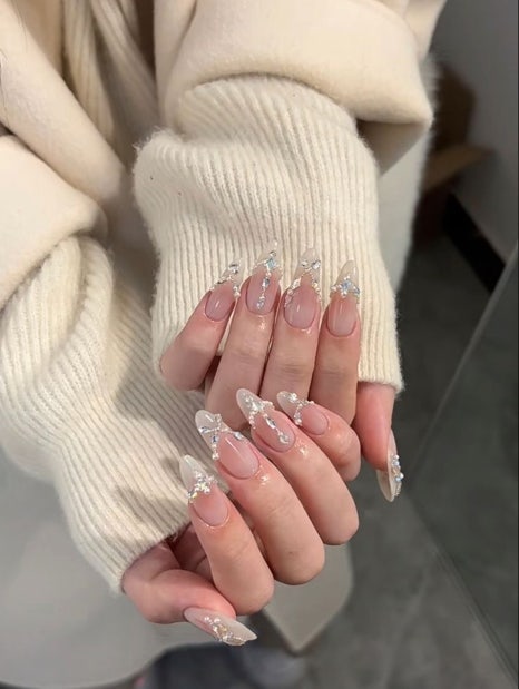 아른네일 이미지