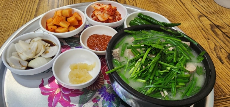 옛날돼지국밥 이미지