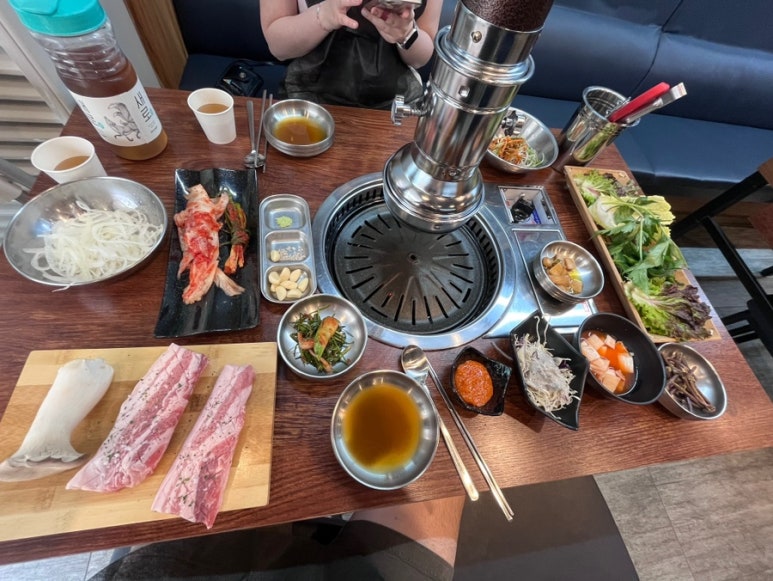 금빛한돈 이미지