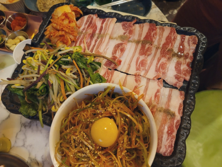 익선동냉삼집 미미네 이미지