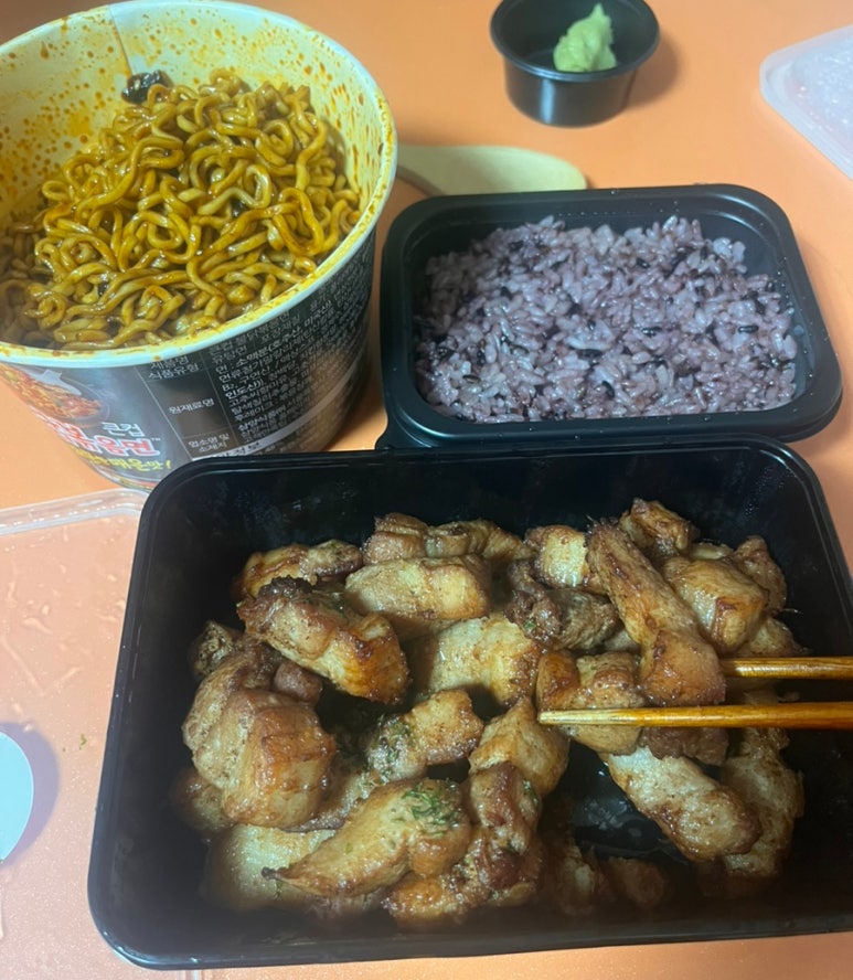 육칠이천안 이미지