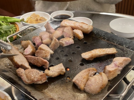 풍성한뒷고기 이미지