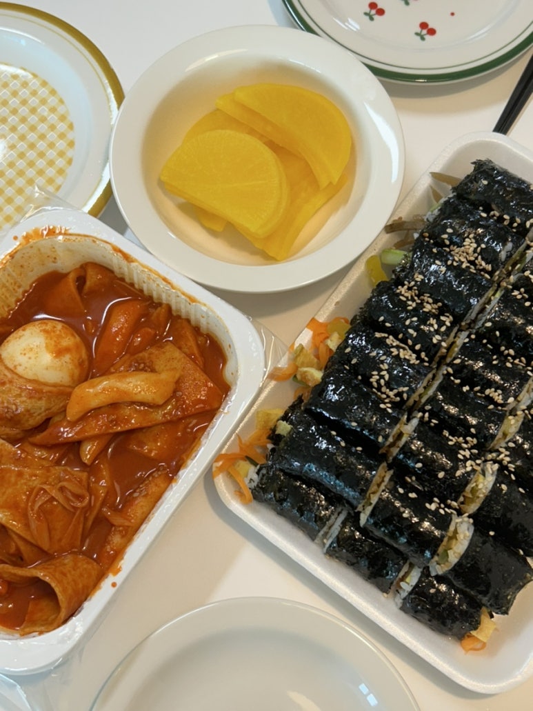 땡초꼬꼬마김밥 이미지