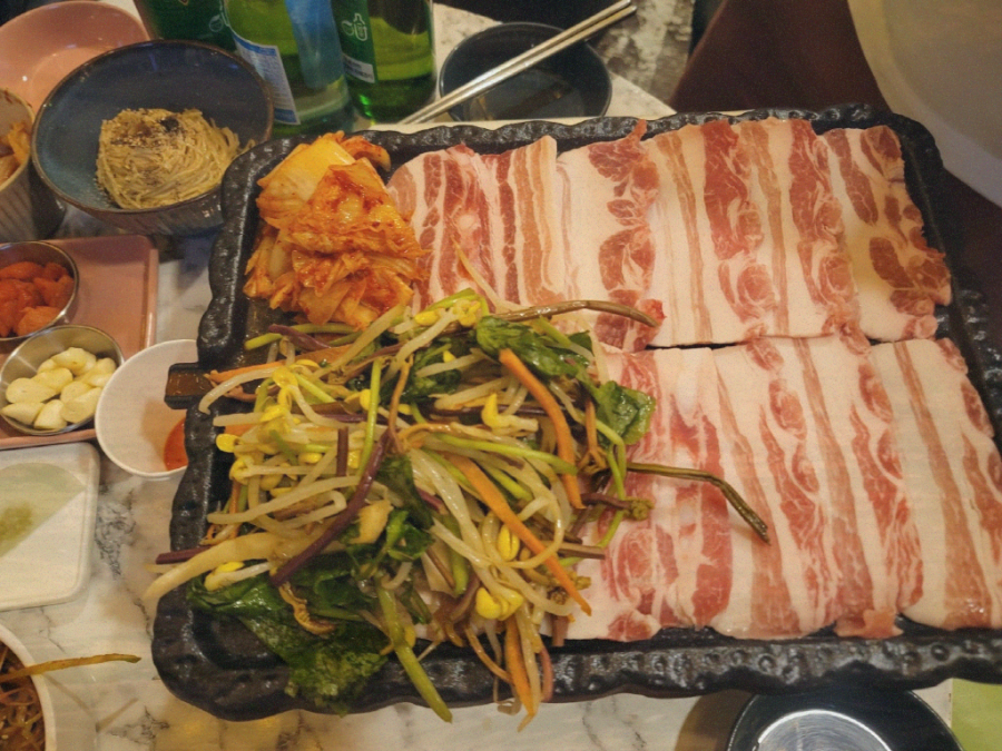 익선동냉삼집 미미네 이미지
