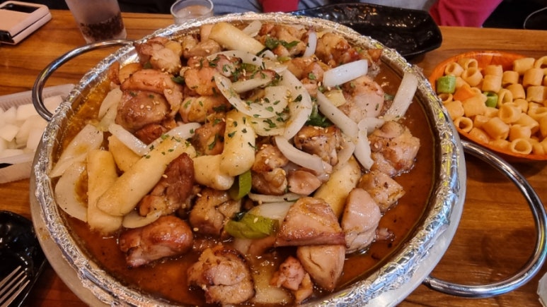 훌랄라참숯바베큐 이미지
