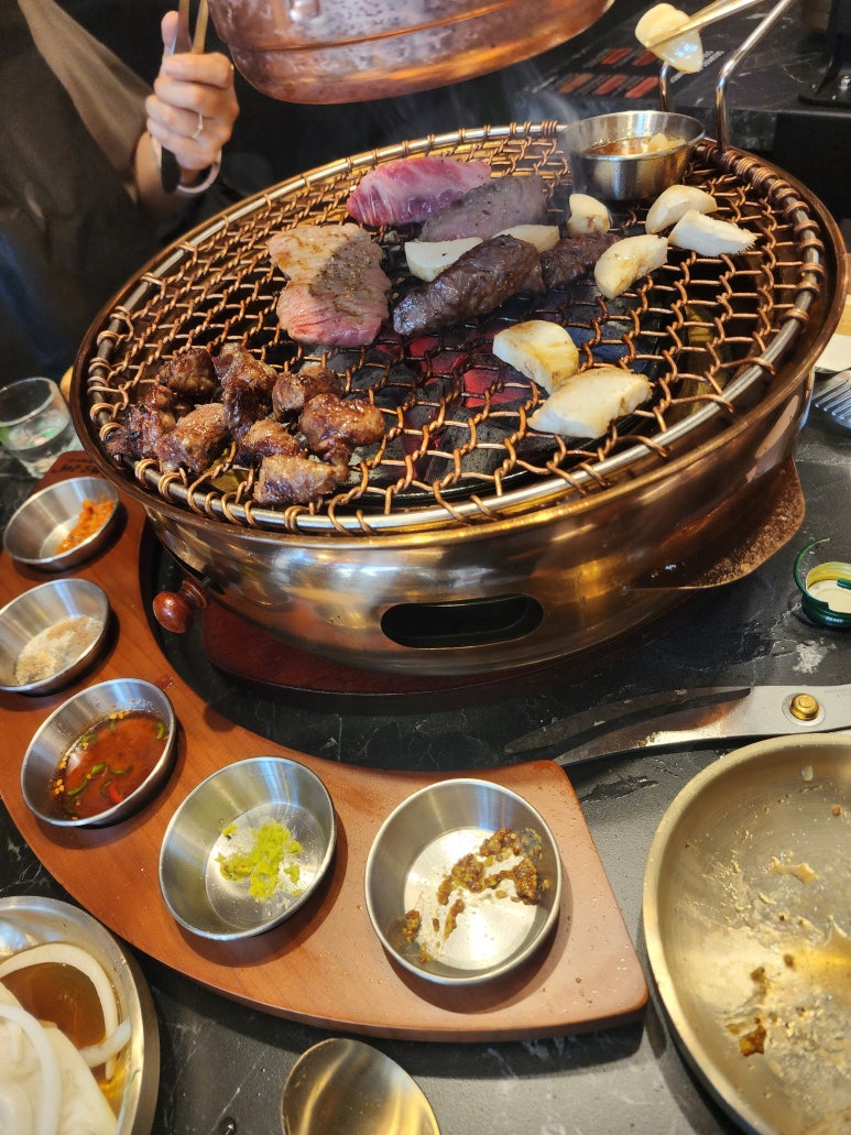 명품참숯화로구이 이미지