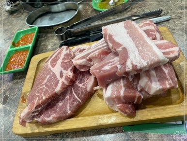 신세계꽃돼지 이미지