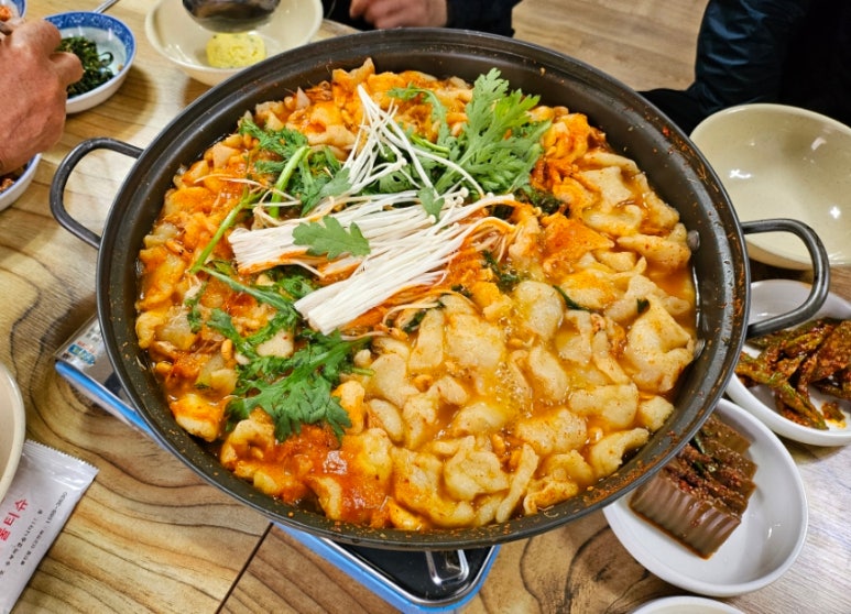 민물새우탕손수제비 이미지