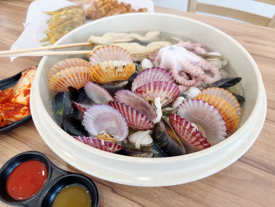 탑 해물 칼국수 이미지