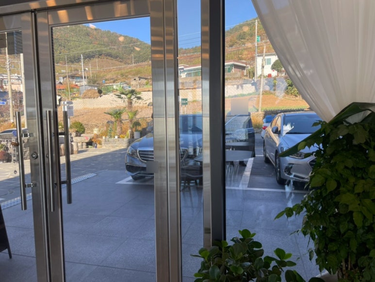 카페 라온피네 이미지