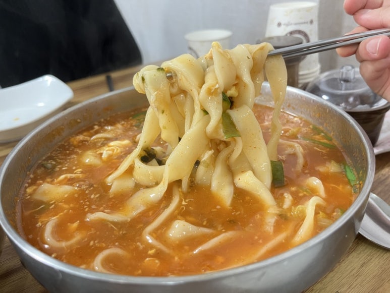 강릉홍가네옹심이 이미지
