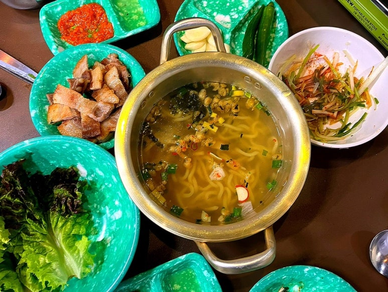 무지개식당 이미지