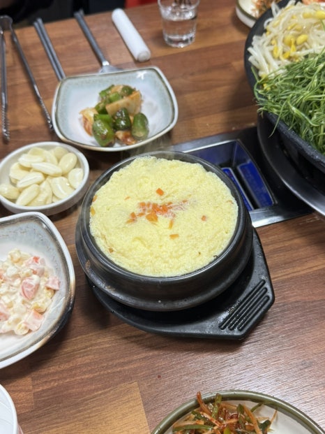 더덕솥뚜껑삼겹살 율량점 이미지