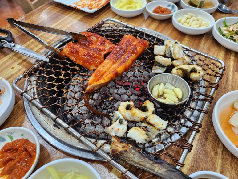 갯마을숯불장어구이 이미지