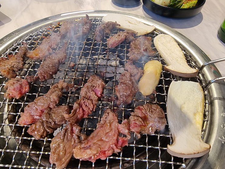 퍼뗀숯불구이 이미지