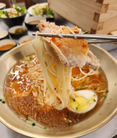 부산댁율하부산밀면 이미지
