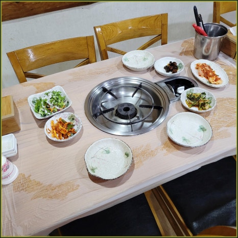 천만애능이백숙 이미지