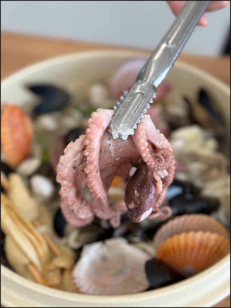 탑 해물 칼국수 이미지