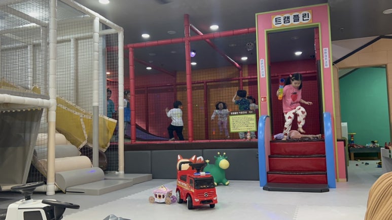 꼬물상 이미지
