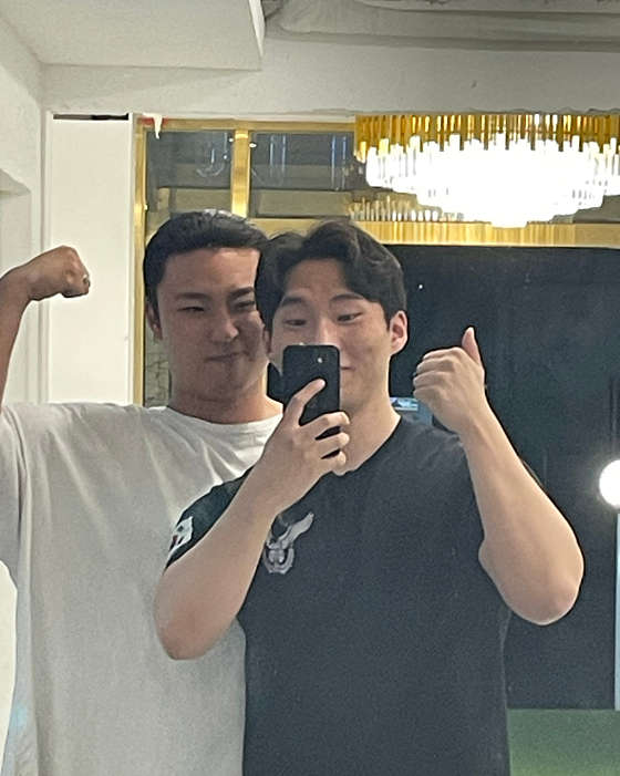 백마편의점 이미지