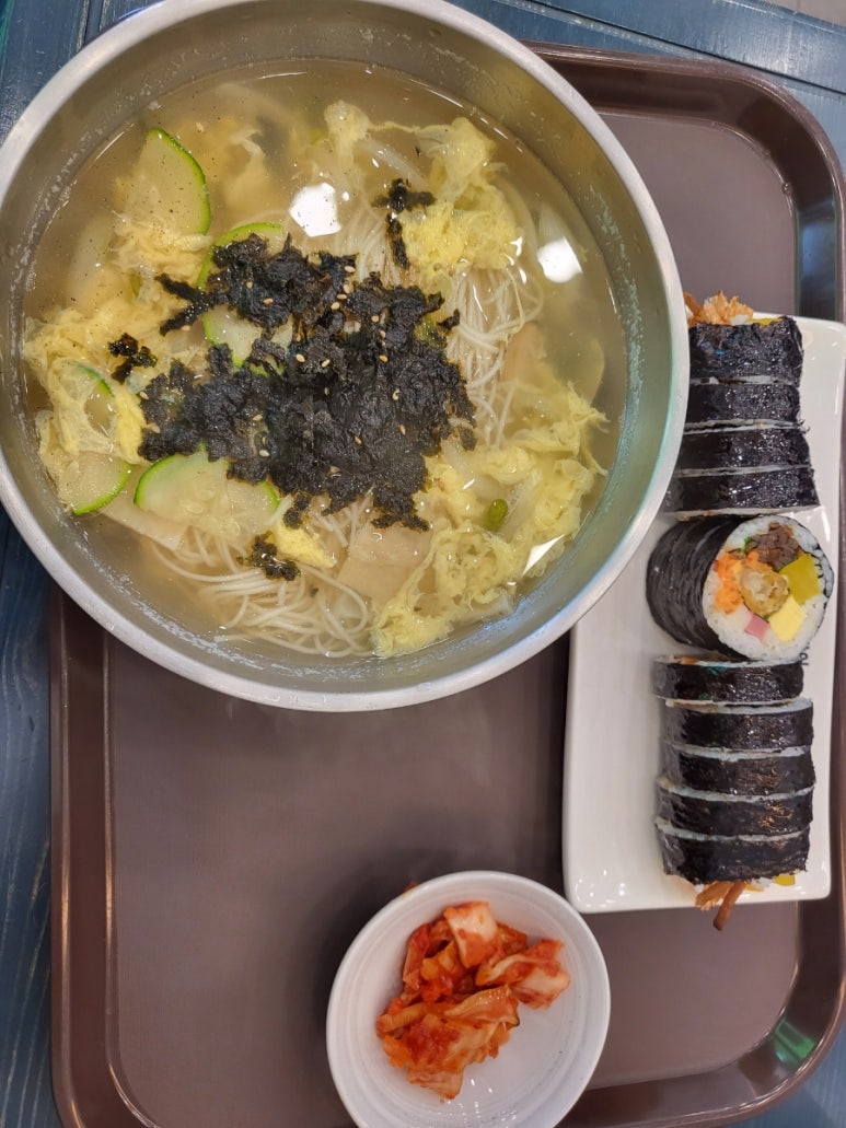 이맛 국수 김밥 이미지