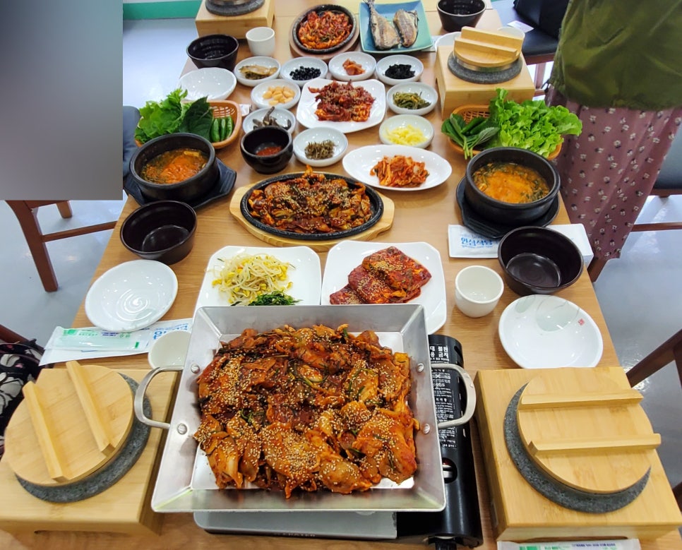 엄마네 돌솥밥 이미지