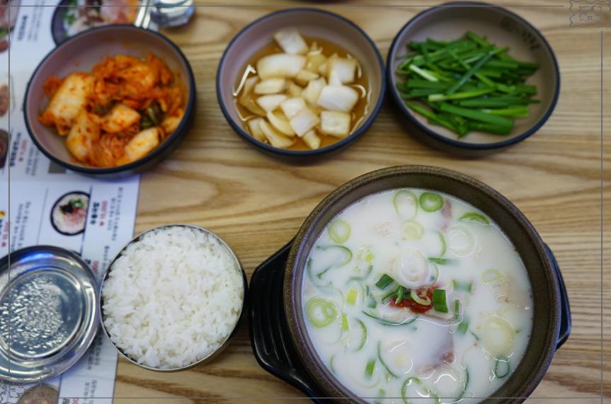 양지돼지국밥 이미지