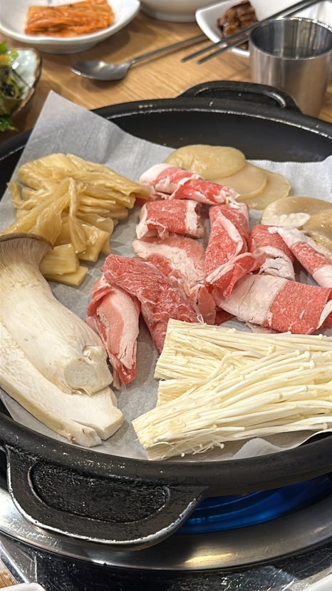 갯마을식당 이미지