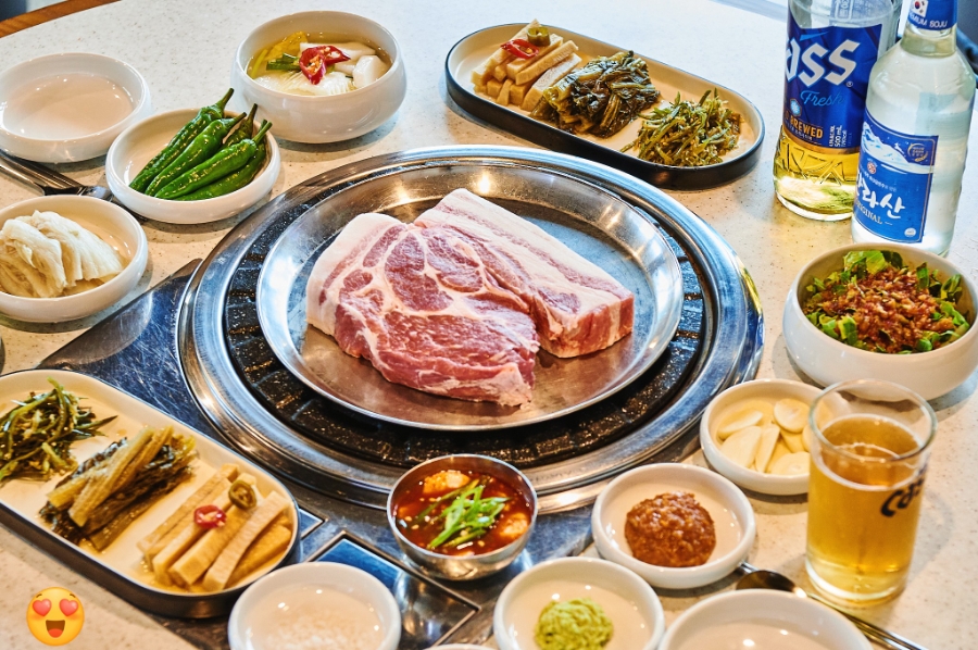 흑돼지꿀꿀이 이미지
