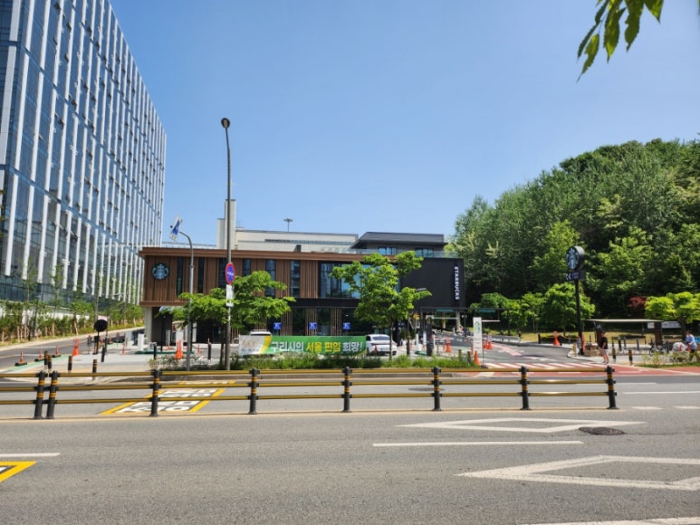 더블유케이컴퍼니 이미지