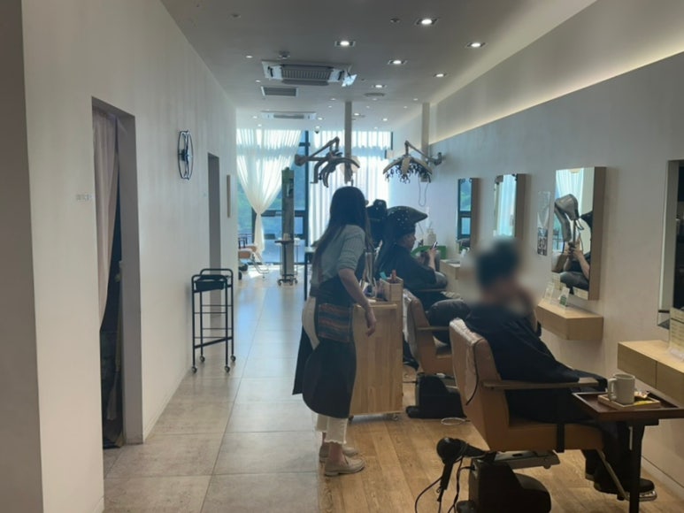 살롱드쁘와 이미지
