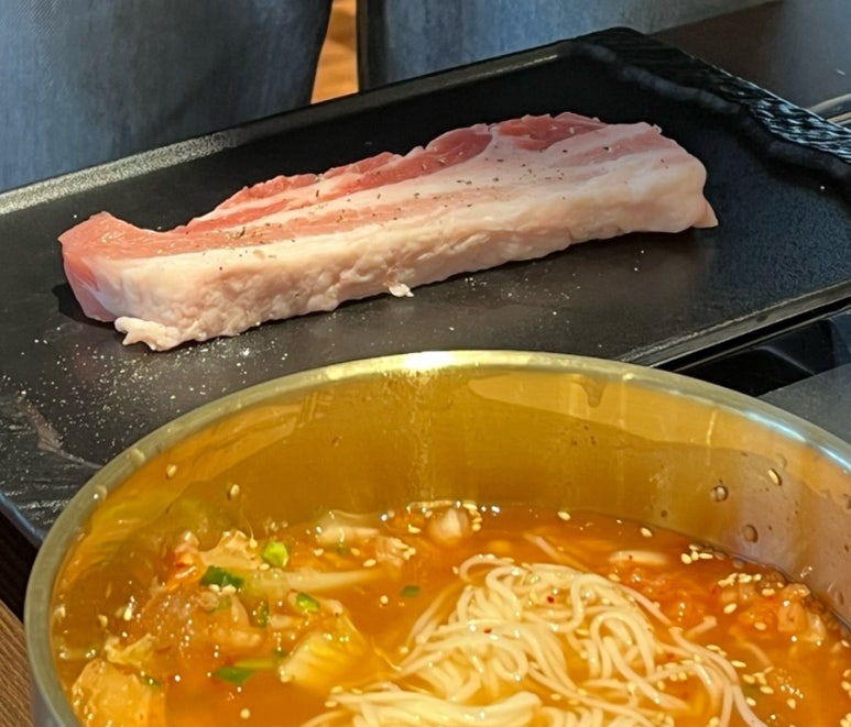 쿰고깃집 이미지