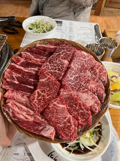 까망돼지 이미지